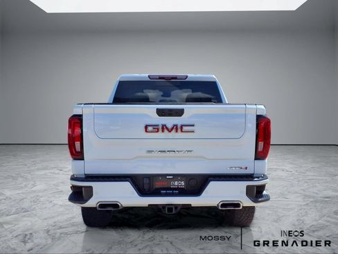 Used 2022 GMC Sierra 1500 AT4 w/ AT4 Premium Package AWD/4WD image 6