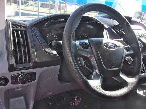 Used 2019 Ford Transit 350 XL image 19