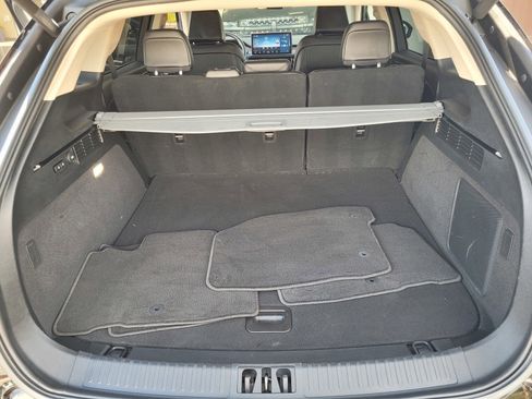 Used 2023 Lincoln Nautilus FWD w/ Premium Package image 29