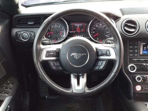 Used 2015 Ford Mustang Convertible w/ Equipment Group 051A image 12