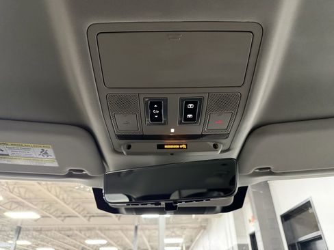 Used 2020 Land Rover Defender 110 HSE image 16