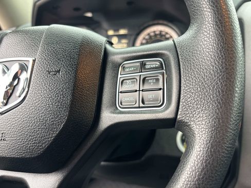 Used 2018 RAM 1500 Express w/ Express Value Package image 20