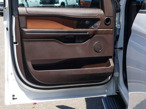 Used 2022 Ford Expedition Max King Ranch AWD/4WD image 15