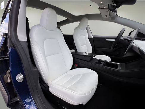 Used 2023 Tesla Model 3 Standard Range RWD image 20