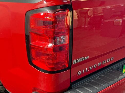 Used 2017 Chevrolet Silverado 1500 LT image 34