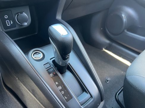 Used 2025 Nissan Kicks Play S FWD image 15