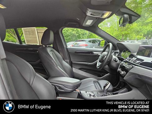 Used 2020 BMW X2 xDrive28i w/ Convenience Package AWD/4WD image 11