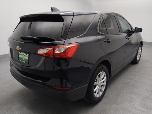 Used 2021 Chevrolet Equinox LS w/ LS Convenience Package FWD image 10
