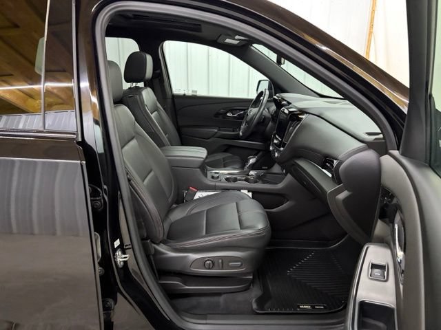 Used 2022 Chevrolet Traverse RS AWD/4WD image 28