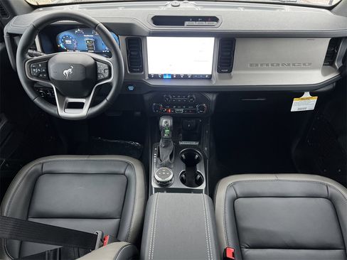 New 2025 Ford Bronco Outer Banks image 2