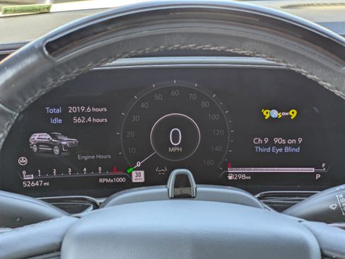 Certified 2022 Cadillac Escalade Sport w/ Touring Package image 29