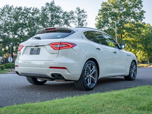 Used 2019 Maserati Levante S GranLusso AWD/4WD image 5