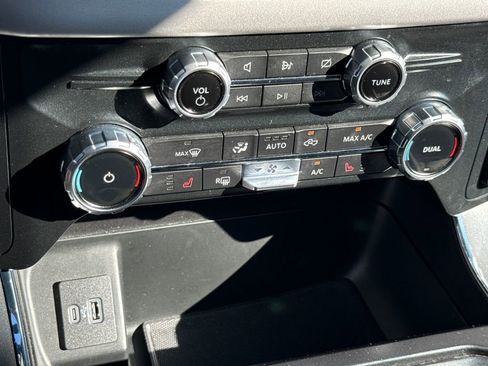 Used 2022 Ford F150 XLT w/ Equipment Group 302A High image 22