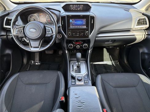 Used 2022 Subaru Forester Premium AWD/4WD image 2