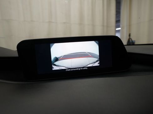 Used 2024 MAZDA MAZDA3 s image 20