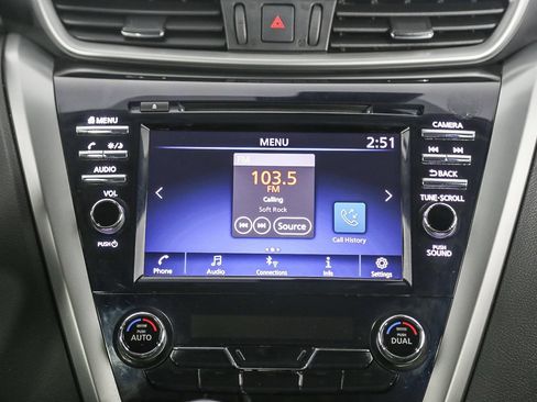 Used 2023 Nissan Murano SV image 13