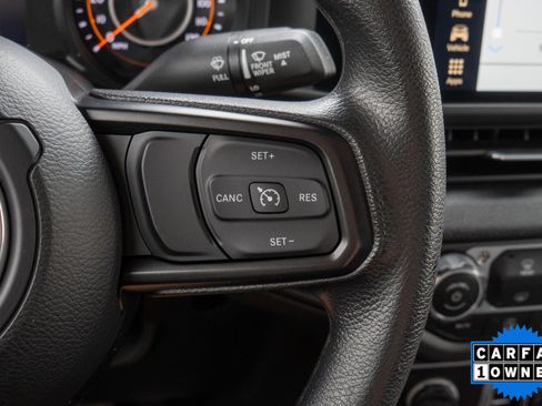 Used 2025 Jeep Gladiator Sport AWD/4WD image 25