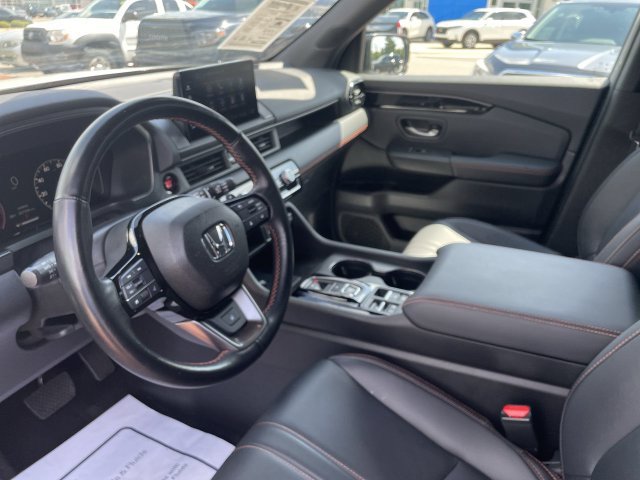 Certified 2024 Honda Pilot TrailSport image 11