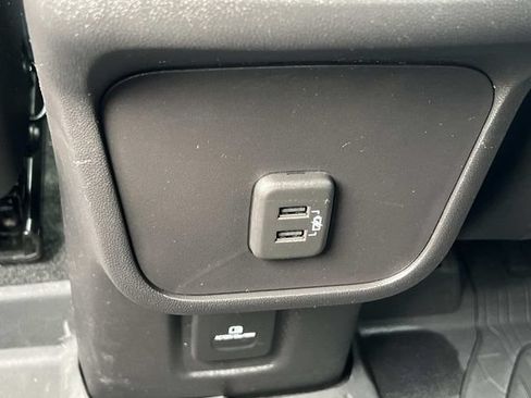 Used 2024 GMC Terrain SLT w/ LPO, Floor Liner Package AWD/4WD image 16