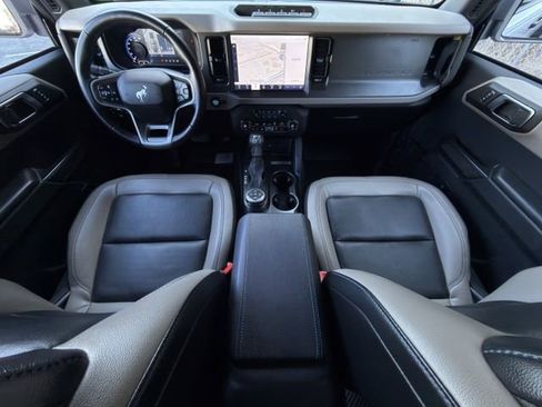 Used 2024 Ford Bronco Wildtrak AWD/4WD image 11