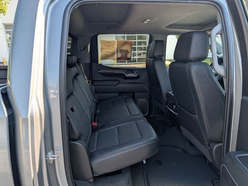 Used 2024 GMC Sierra 1500 Denali w/ Denali Reserve Package AWD/4WD image 16