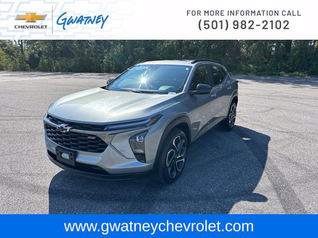 Used 2024 Chevrolet Trax RS w/ Sunroof Package FWD image 1