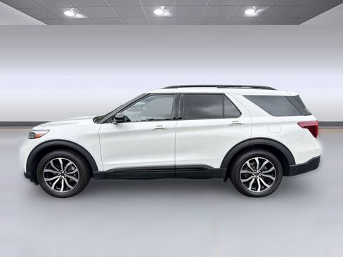 Used 2020 Ford Explorer ST w/ Premium Technology Package AWD/4WD image 2