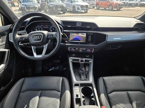 Used 2025 Audi Q3 2.0T Premium w/ Convenience Package AWD/4WD image 19