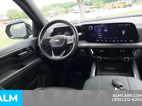 Used 2025 Chevrolet Tahoe LT AWD/4WD image 22