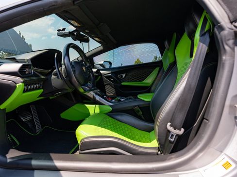 Used 2017 Lamborghini Huracan LP 580-2 RWD image 24