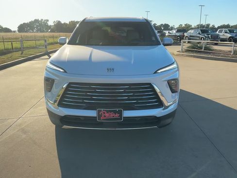 New 2026 Buick Enclave Preferred w/ Power Package image 4