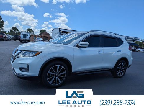 Used 2020 Nissan Rogue SL w/ Premium Package FWD image 6