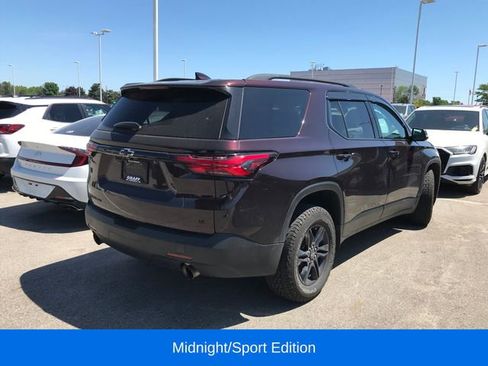 Used 2022 Chevrolet Traverse LT w/ Midnight/Sport Edition AWD/4WD image 2