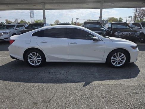 Used 2016 Chevrolet Malibu LT w/ Leather Package image 5