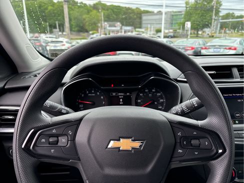 Certified 2023 Chevrolet TrailBlazer LT FWD image 9