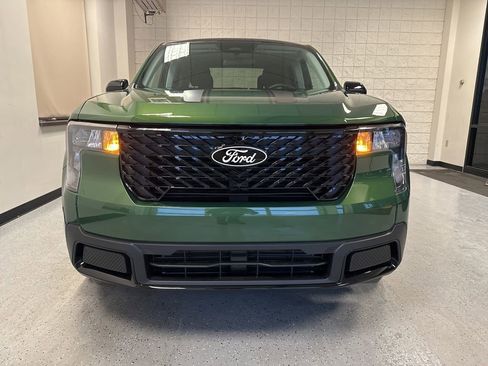 New 2025 Ford Maverick XLT w/ XLT Luxury Package image 11