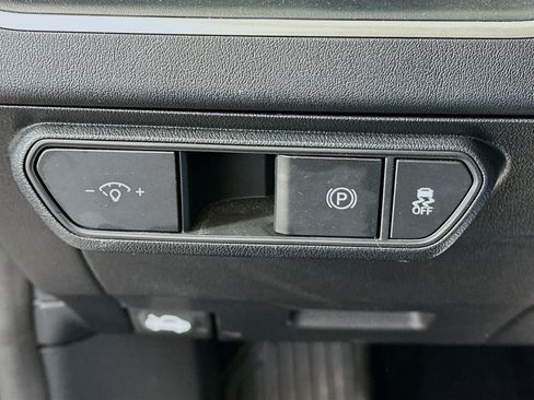 Used 2025 Kia K4 LXS image 17