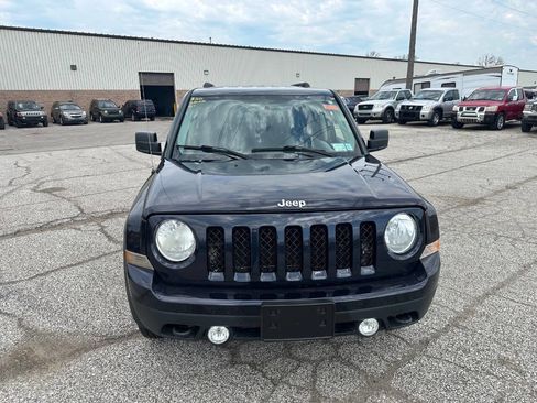 Used 2011 Jeep Patriot Sport image 7