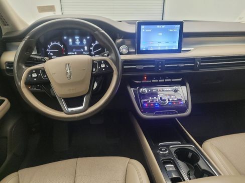 Used 2021 Lincoln Corsair AWD w/ Premium Package image 22