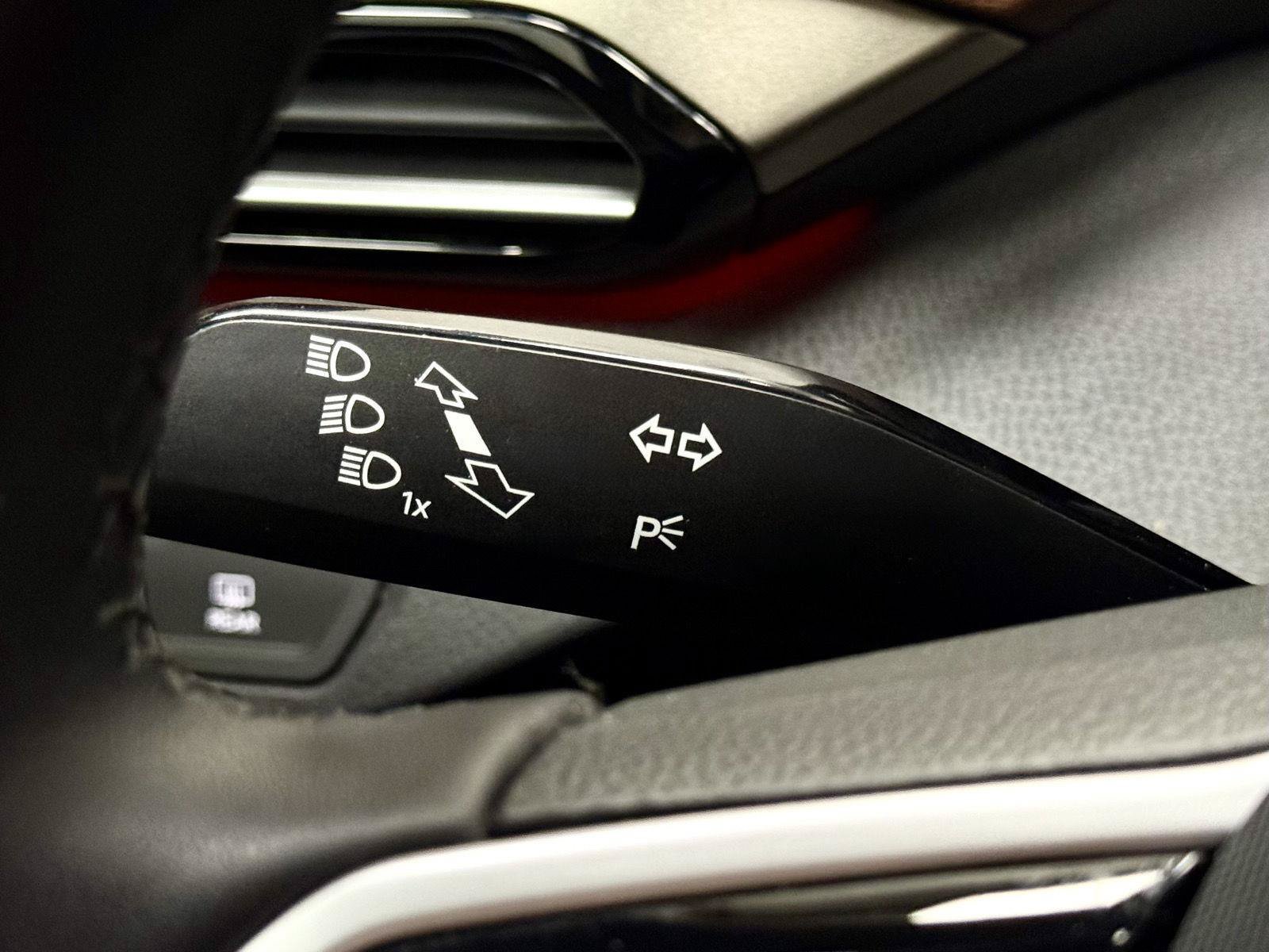 Used 2023 Volkswagen ID.4 2WD image 19
