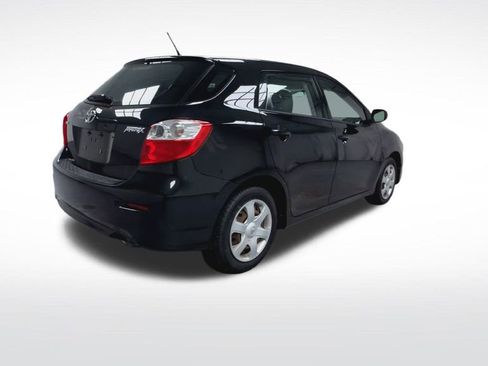 Used 2009 Toyota Matrix image 8
