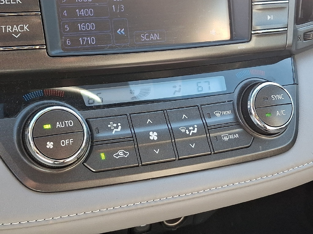 Used 2013 Toyota RAV4 XLE AWD/4WD image 16