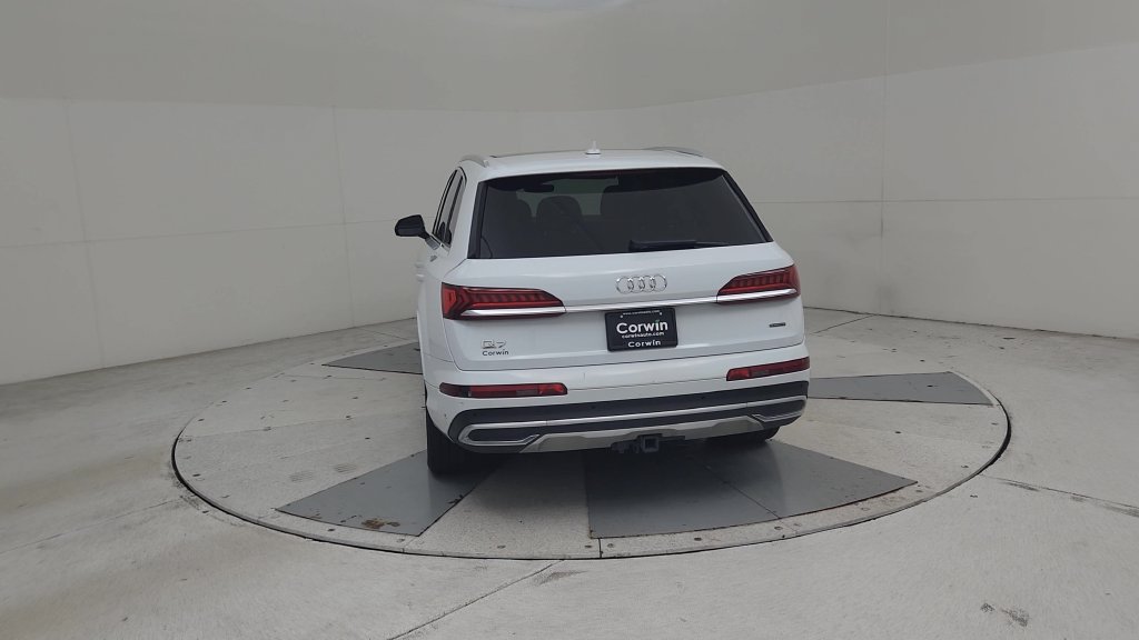 Used 2021 Audi Q7 2.0T Premium w/ Convenience Package AWD/4WD image 13