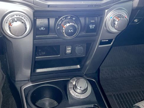 Used 2018 Toyota 4Runner SR5 image 19