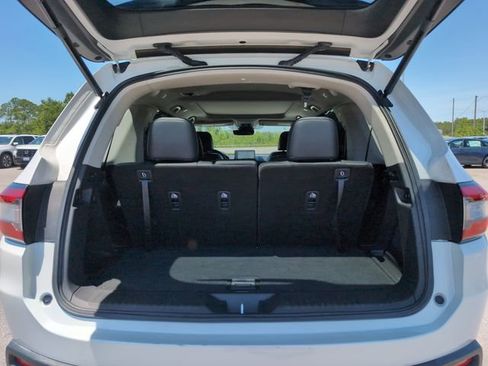 Used 2023 Honda Pilot Elite image 6