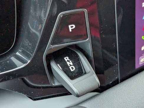 New 2025 Porsche Macan Turbo Electric image 20