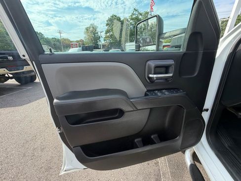 Used 2019 Chevrolet Silverado 2500 W/T w/ WT Convenience Package AWD/4WD image 22