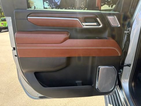Used 2024 GMC Sierra 2500 Denali Ultimate w/ LPO, GMC Protection Package AWD/4WD image 14