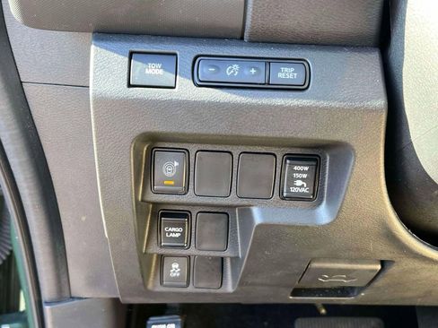 Certified 2024 Nissan Frontier SV w/ SV Convenience Package image 18