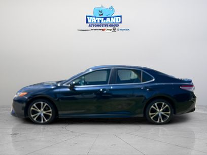 Used 2019 Toyota Camry SE